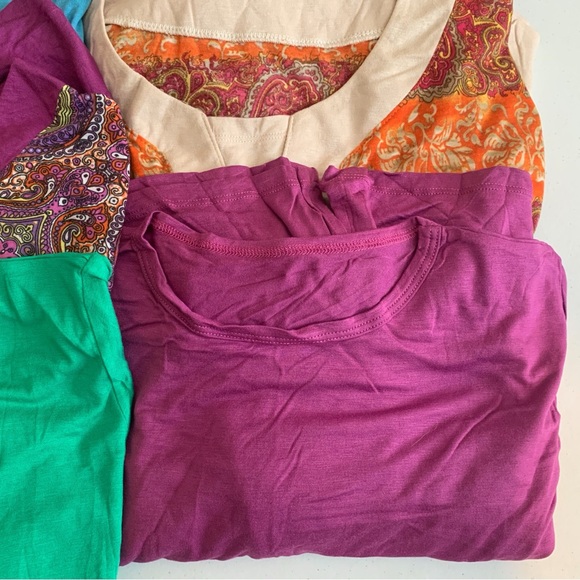 Bundle of 6 t-shirt dresses for women, med/Lrg Multi Colored. Lite Weight. L/S - Picture 6 of 6